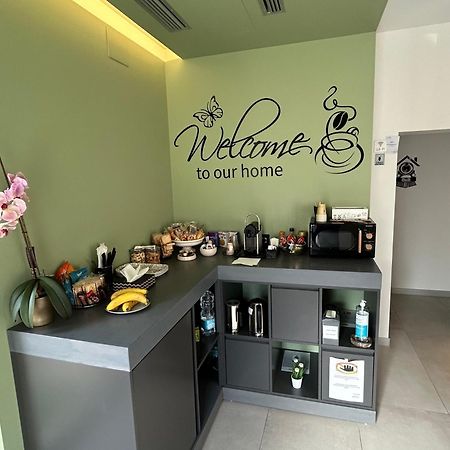 Casa Stazione Pescara Panzió Kültér fotó