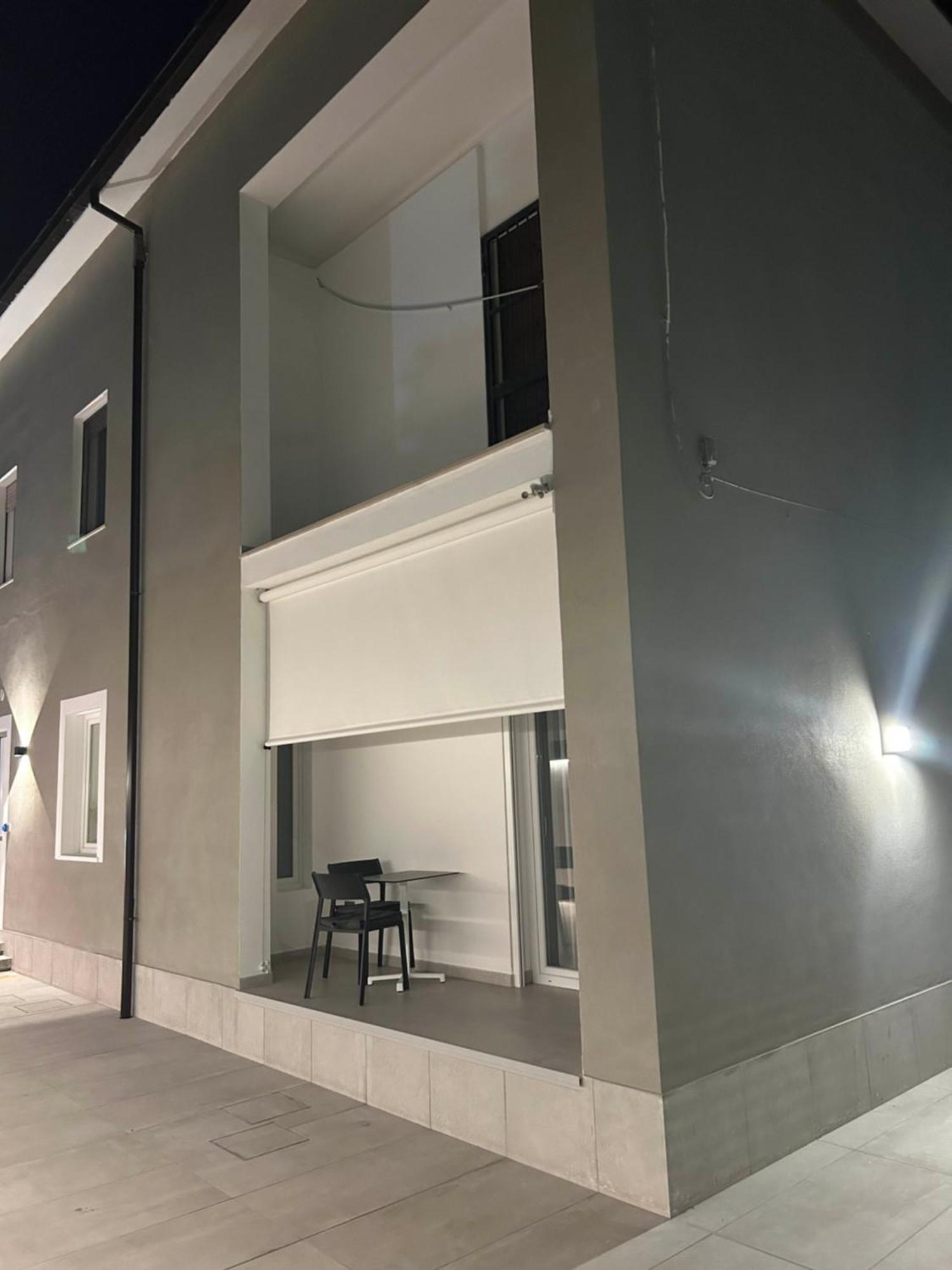 Casa Stazione Pescara Panzió Kültér fotó